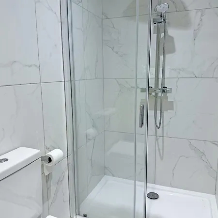 Stone's Throw * Richmond